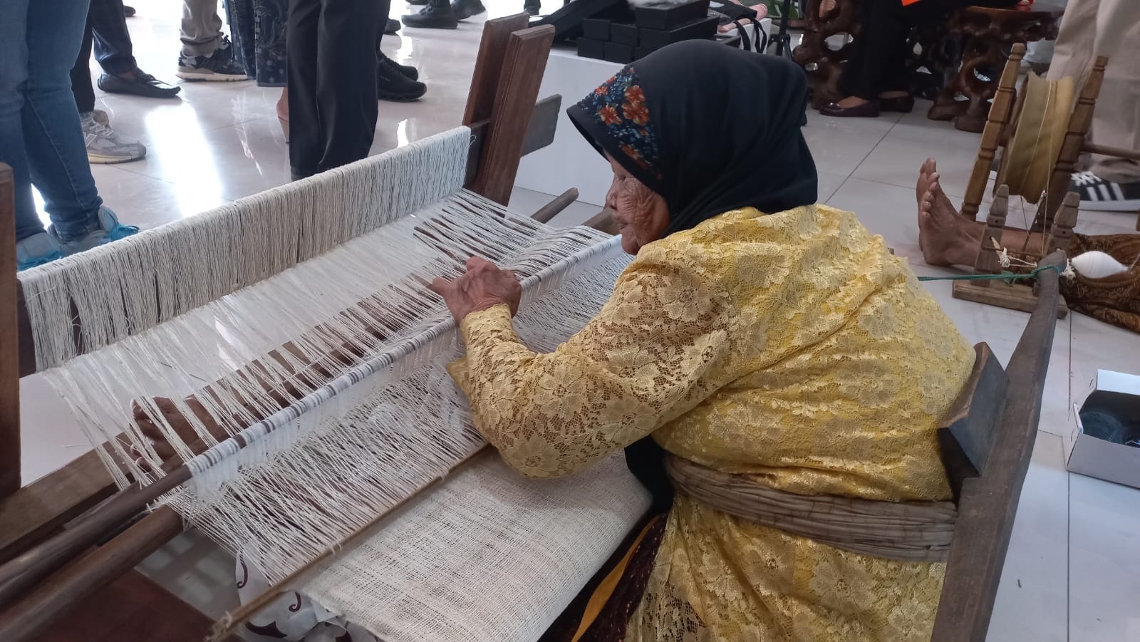 Tenun Gadod Nunukbaru, Warisan Leluhur yang Bertahan di Tengah Modernisasi