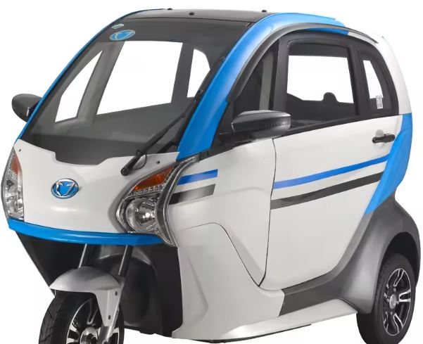 Rekomendasi Motor Listrik Roda 3 Anti Hujan, Salah Satunya dari ...