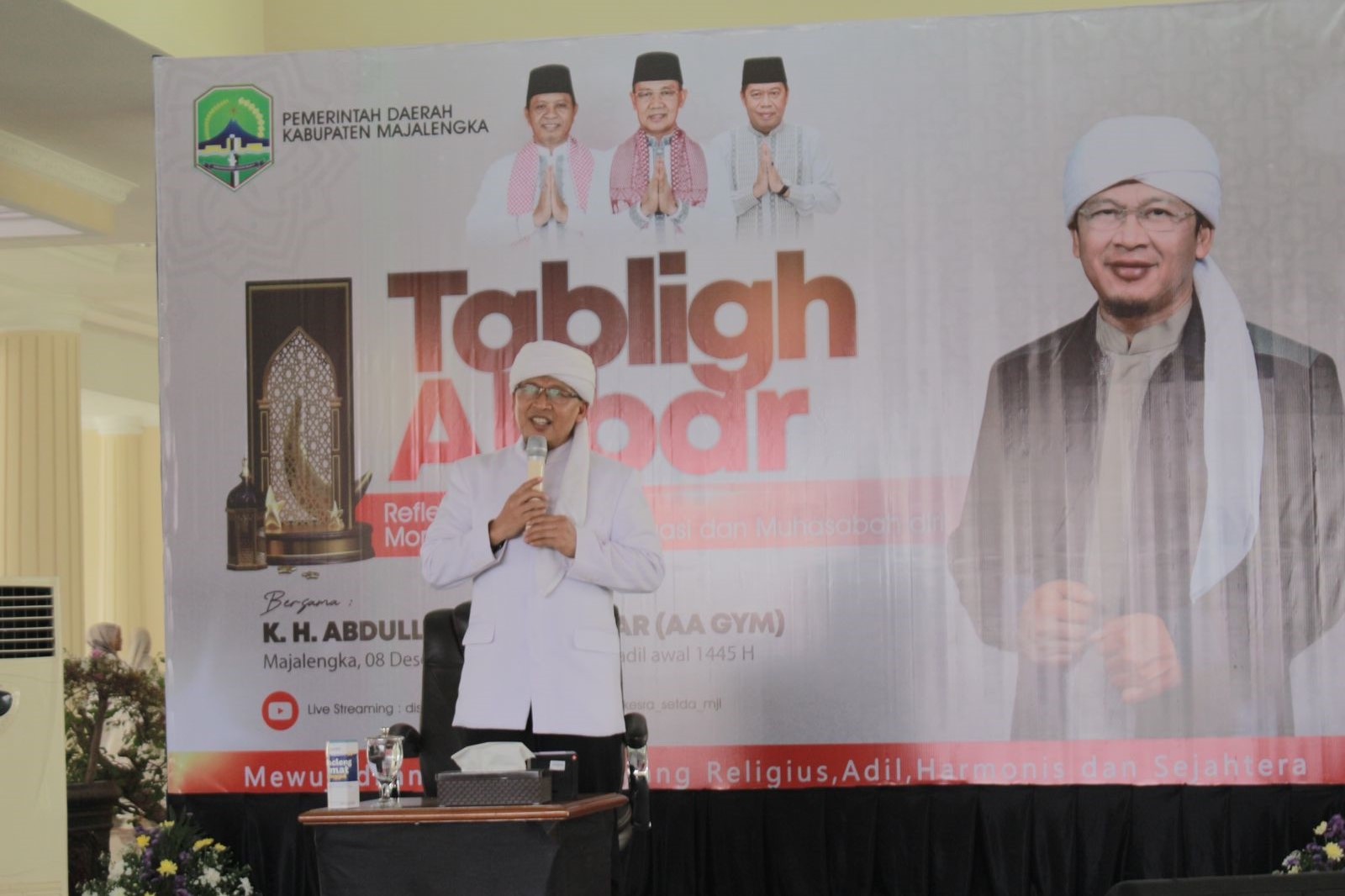 Aa Gym Mengisi Tablig Akbar di Pendopo Majalengka