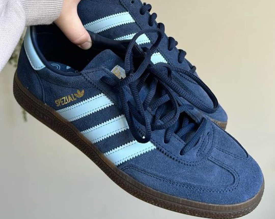 Rekomendasi Sepatu Adidas Casual yang Bisa Menjadi Pengganti Adidas Samba, Tak Kalah Keren 