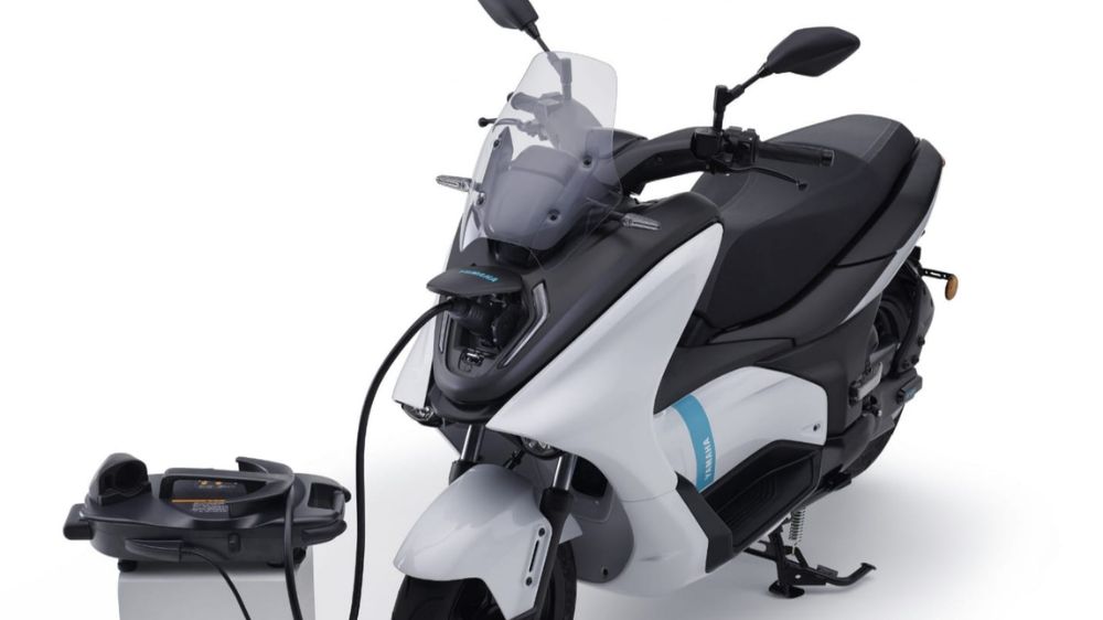 Fast Charging dan Jarak 130 Km, Ini 6 Motor Listrik Baterai Tanam Terbaik untuk Ojol dengan Fitur Digital