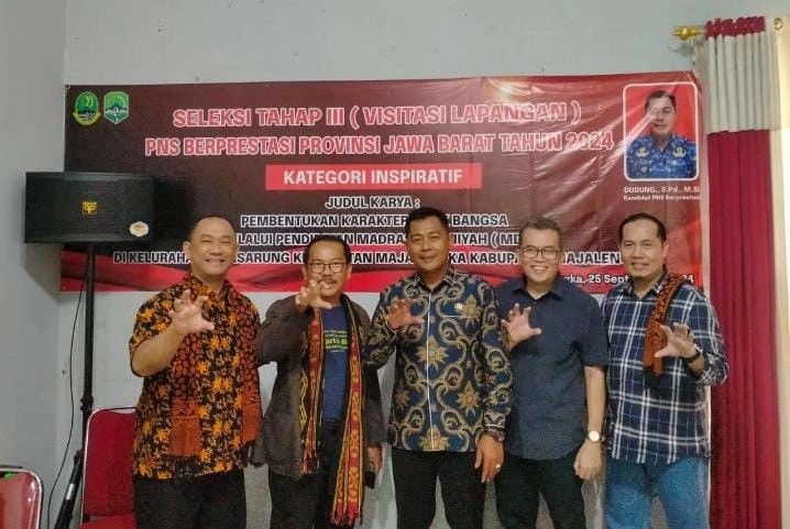 Seleksi Tahap III,  Lurah Cikasarung Dinilai Tim Provinsi