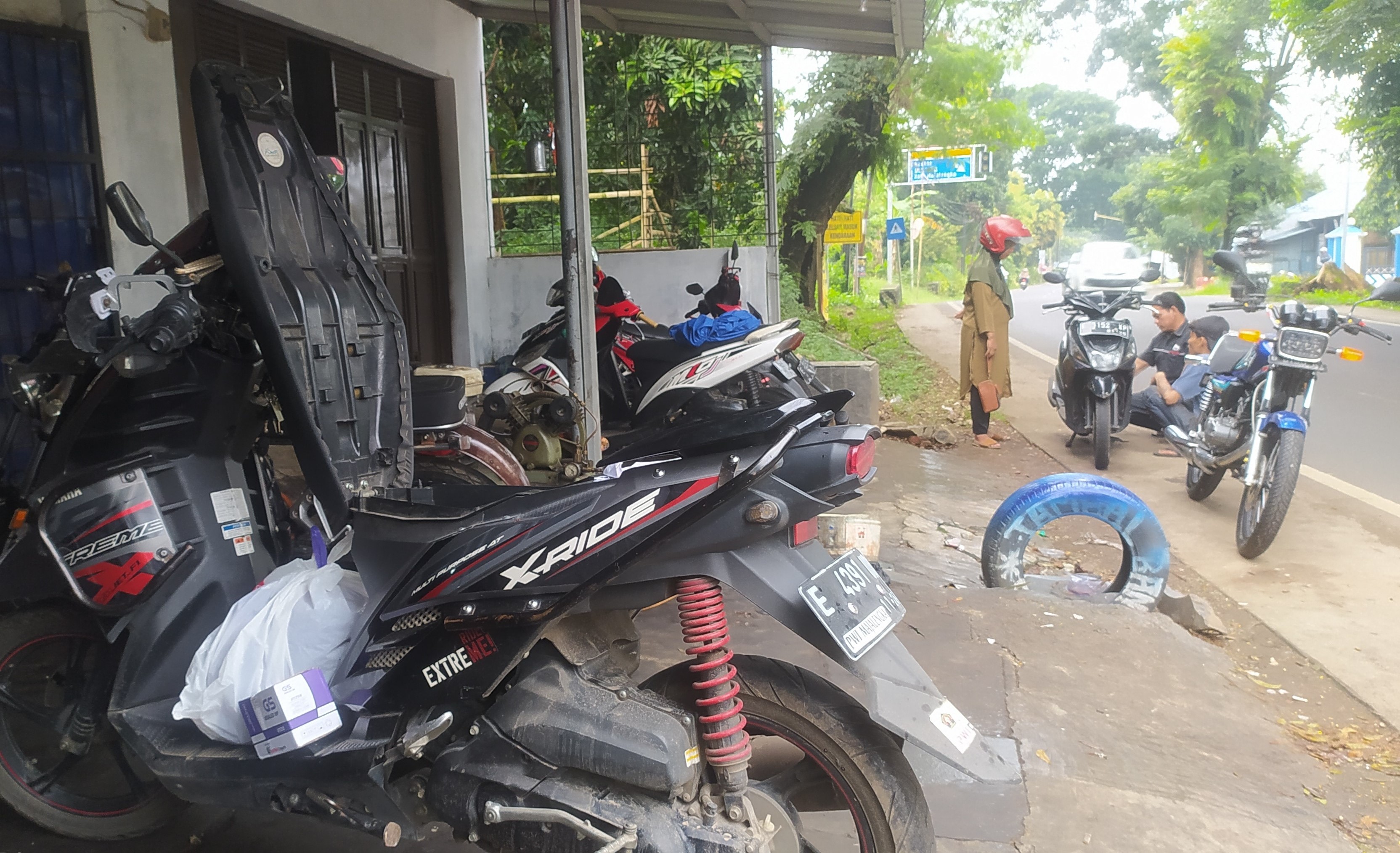 Akibat Jalan Rusak di Majalengka, Banyak Sepeda Motor Masuk Bengkel