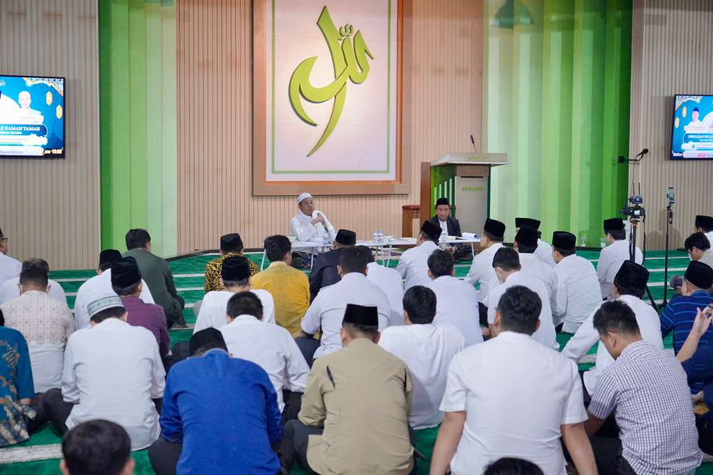 Pengajian Bulanan ATR/BPN, Menteri Nusron Ajak ASN Raih Berkah dan Prioritaskan Ilmu Agama