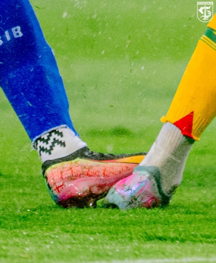 Tak Terima Kalah dari Persib, Persebaya Lontarkan Sindiran Pedas di Sosial Media, Isinya Bikin Heboh!