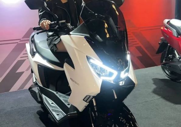 Dapat Subsidi 7 Juta, Ini Daftar Harga Motor Listrik Mirip PCX yang Punya Bagasi Besar dan Tembus 100 Km