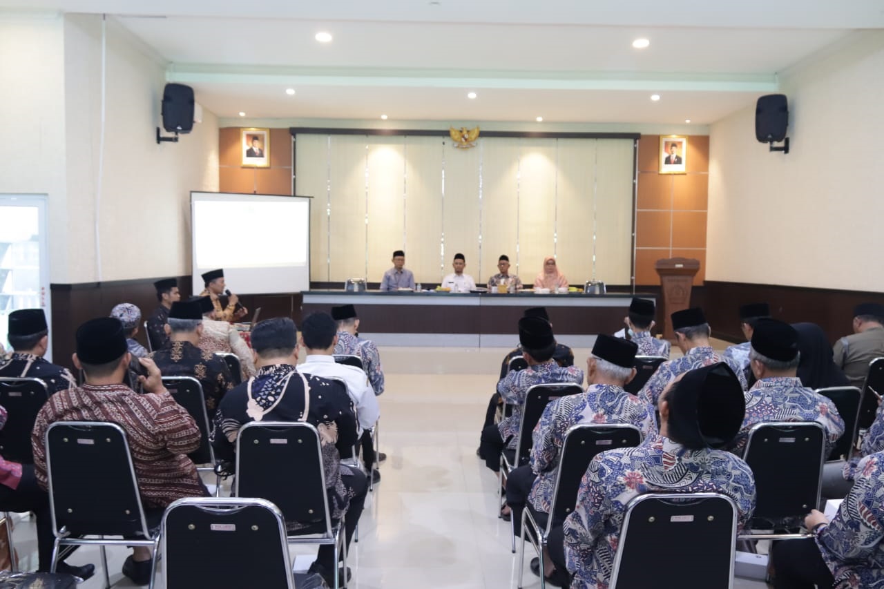 Daftar Haji Masih di Kemenag, Evaluasi Pelaksanaan Haji 2025 Bersama KBIH