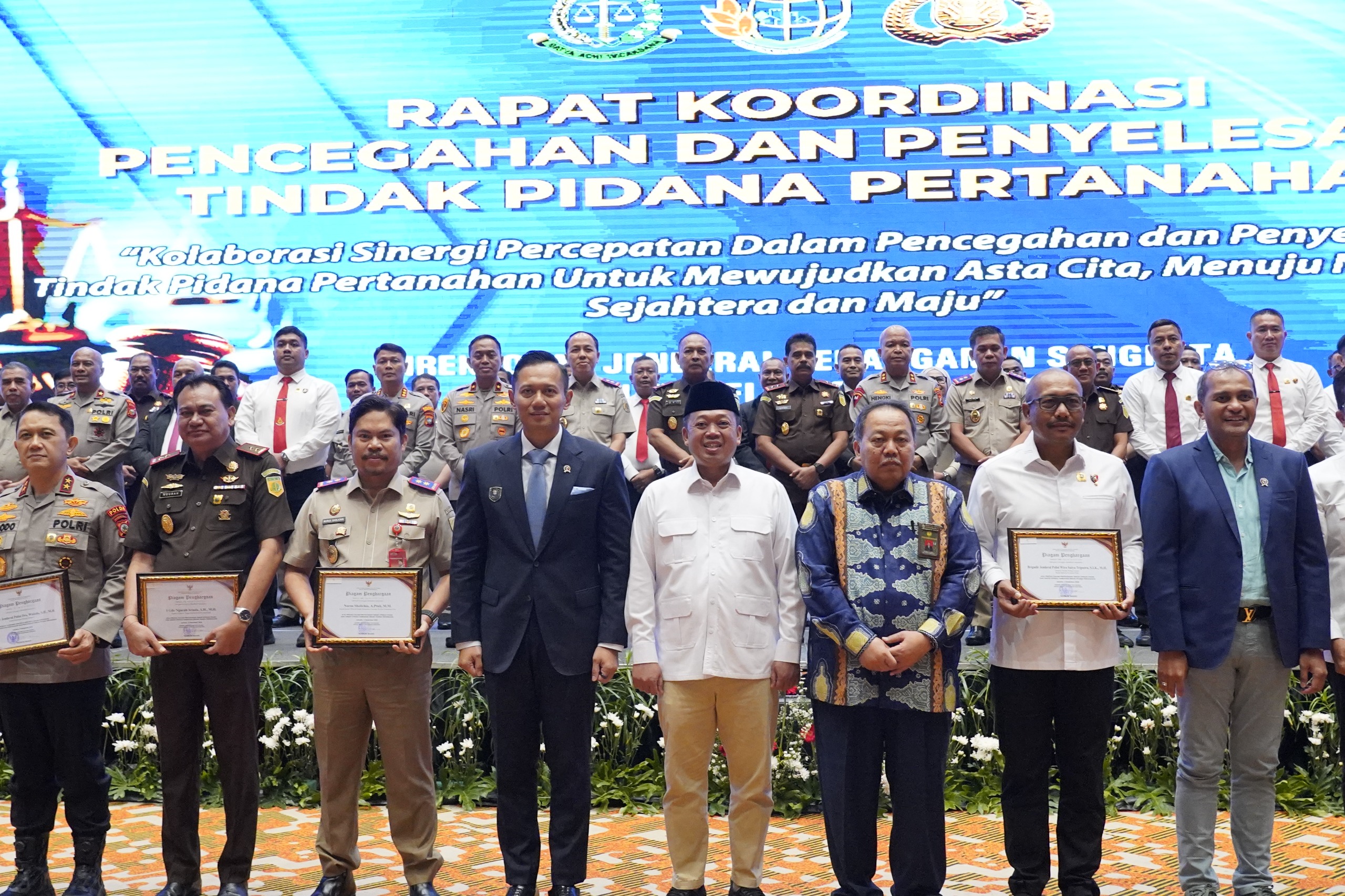 Menteri Nusron Ungkap Rp23 Triliun Aset Berhasil Diselamatkan dari Mafia Tanah Sepanjang 2025