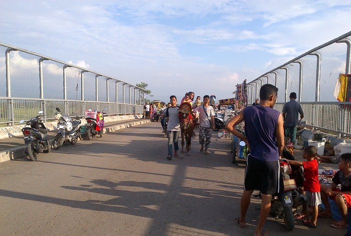 Ramadan, Jembatan Flyover Jadi Wisata Dadakan dan Ngabuburit