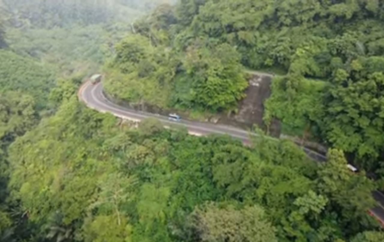 TERUNGKAP Alasan Sopir Truk Tidak Mau Lewat Tol Cisumdawu, Lebih Pilih Cadas Pangeran, Padahal Masih Gratis