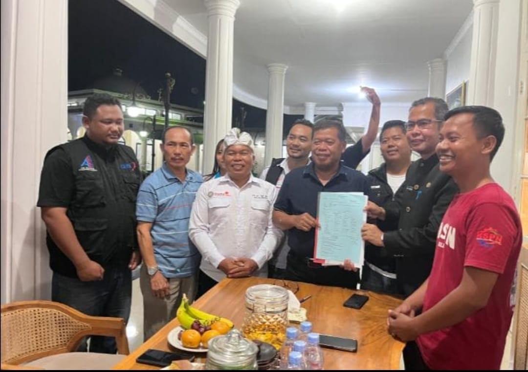 UMK Majalengka 2026 Diusulkan Naik 7,93 Persen, Bupati Teken Usulan Serikat Buruh