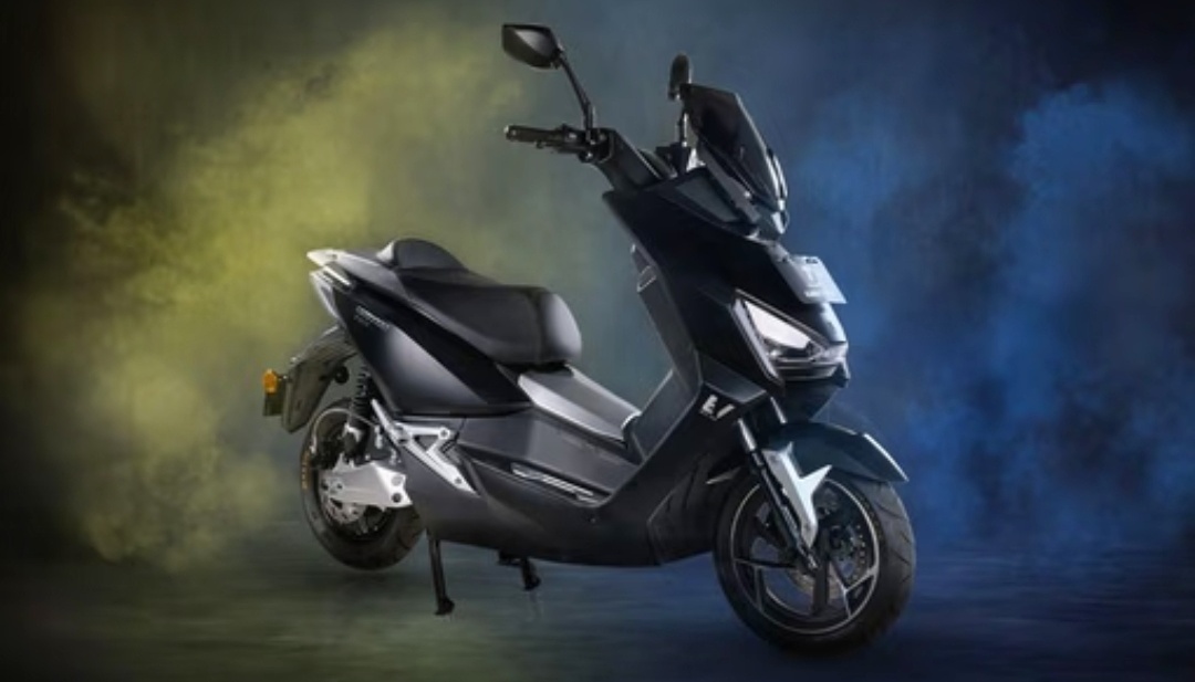 Daftar 4 Motor Listrik Mirip Xmax di 2025, Desain Sangar Gak Rewel Buat Touring, No 4 Belum Masuk ke Indonesi