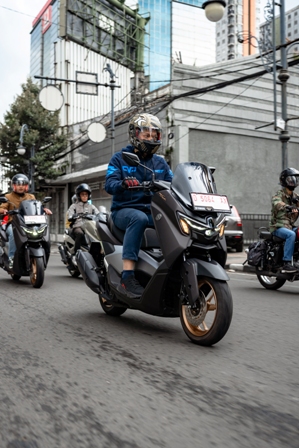 Jadi Kado Spesial Akhir Tahun, Yamaha Serahkan NMAX 'TURBO' Kepada Pemenang Yamaha Day Competition di Bandung