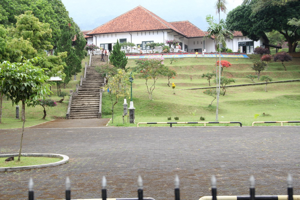 Menelusuri Jejak Sejarah Perjuangan Kemerdekaan Indonesia di Museum Linggarjati Kuningan