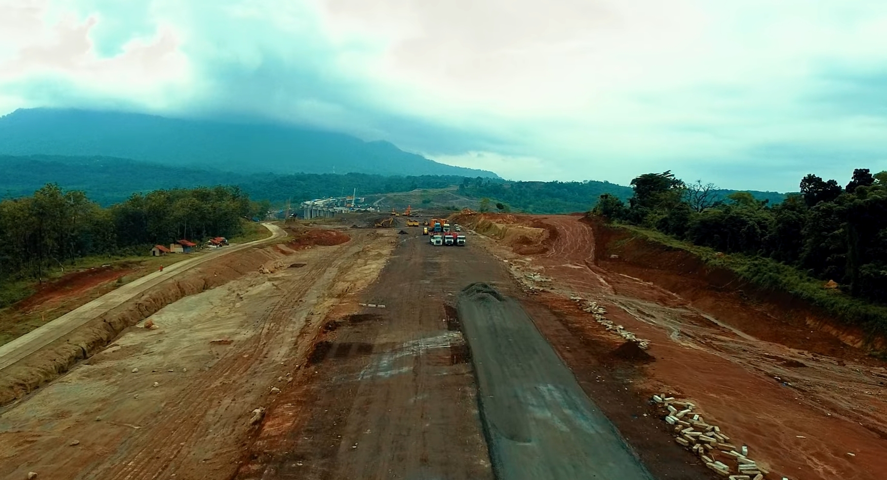 WADUH! Target TOL CISUMDAWU Mundur Lagi, H-3 Belum Beres, Rencana Mudik Terancam