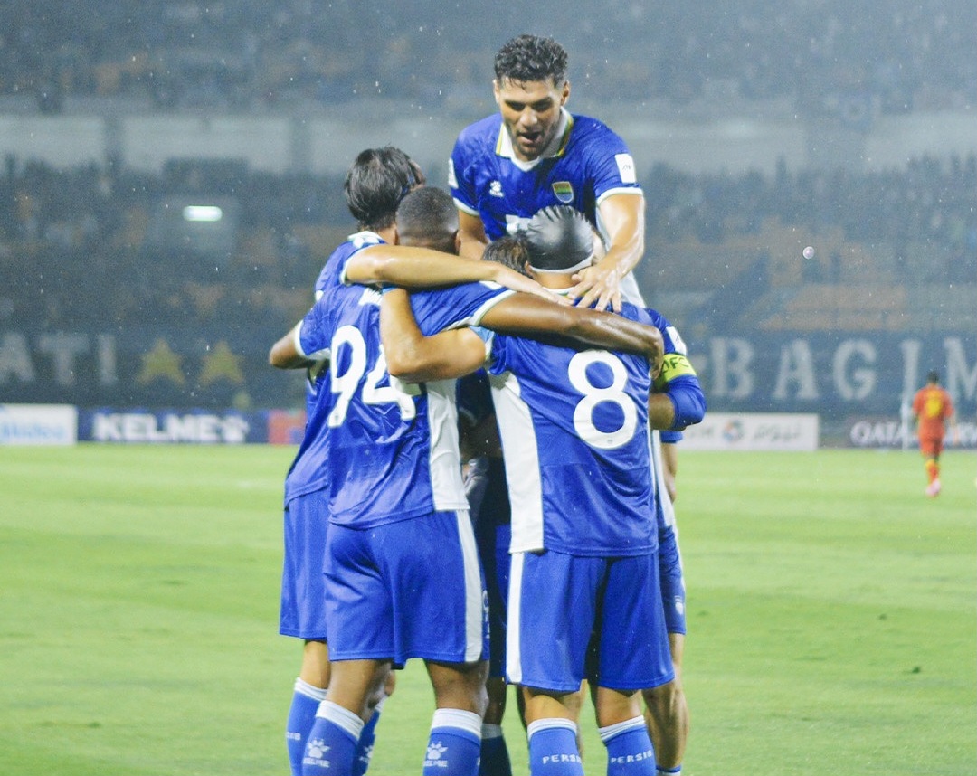Kabar Buruk Bobotoh! Motor Lini Tengah Persib Bandung Bakal Kembali Absen Usai Dapat Sanksi Tambahan