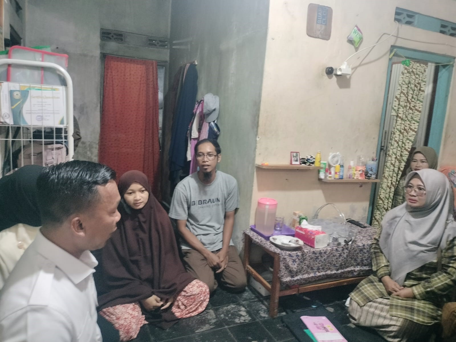 Cegah Stunting, Menteri Wihaji Salurkan MBG untuk Ibu Hamil