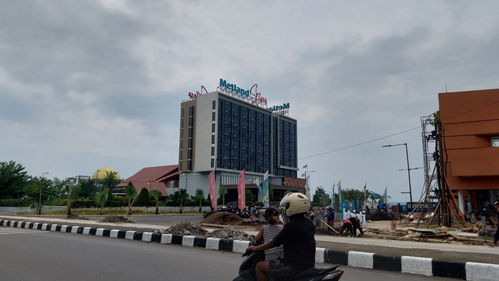 Art Smara Resonance di Kertajati, Metland Gelar Pameran Seni Rupa Akhir Tahun 2025