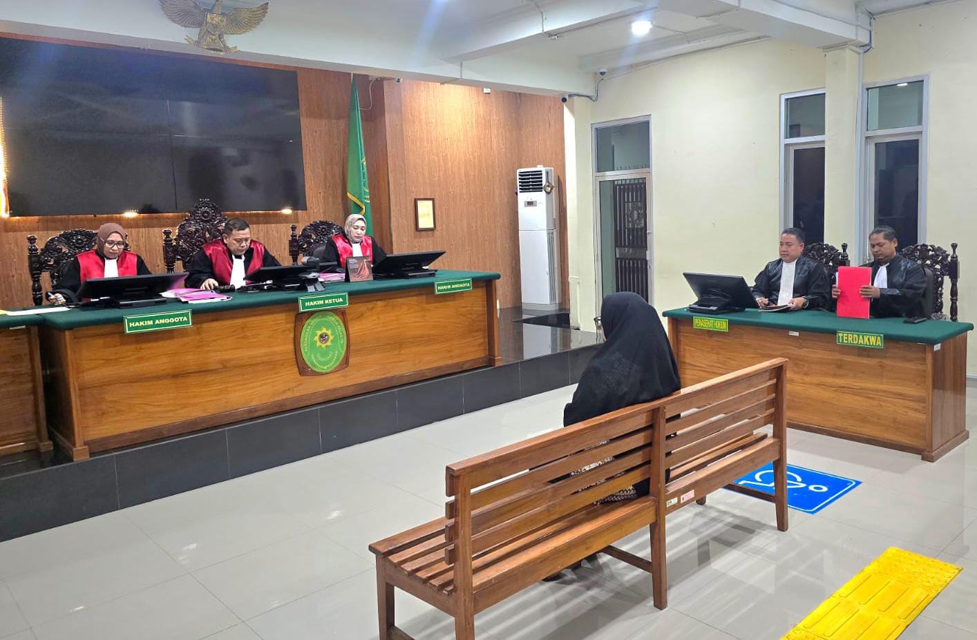 Selebgram Cirebon IS Jalani Sidang Dugaan Penipuan Silver Antam 2 Kg di PN Kota Cirebon