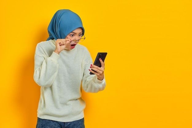 Tips Cek Tagihan Listrik Melalui Call Center PLN dan Email, Lebih Simple Anti Gagal