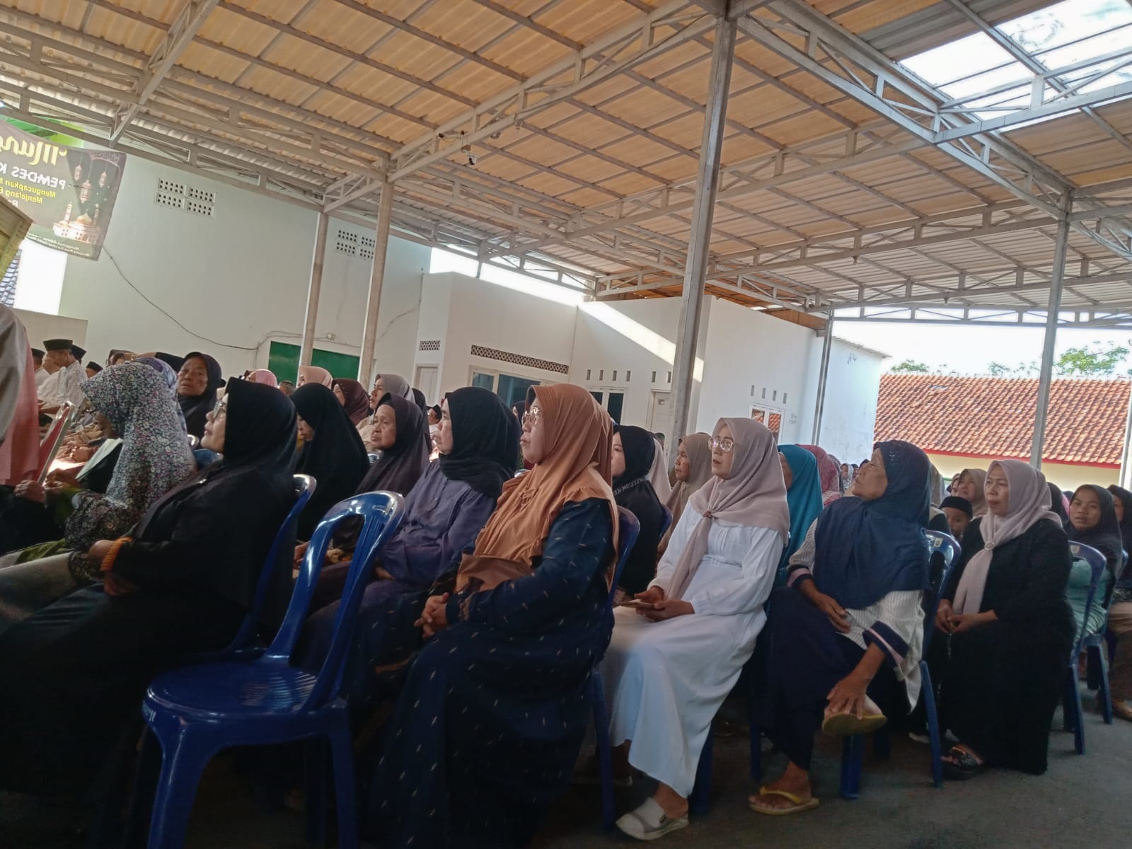 Peringatan Maulid Nabi di Rumah Kades Kawunghilir