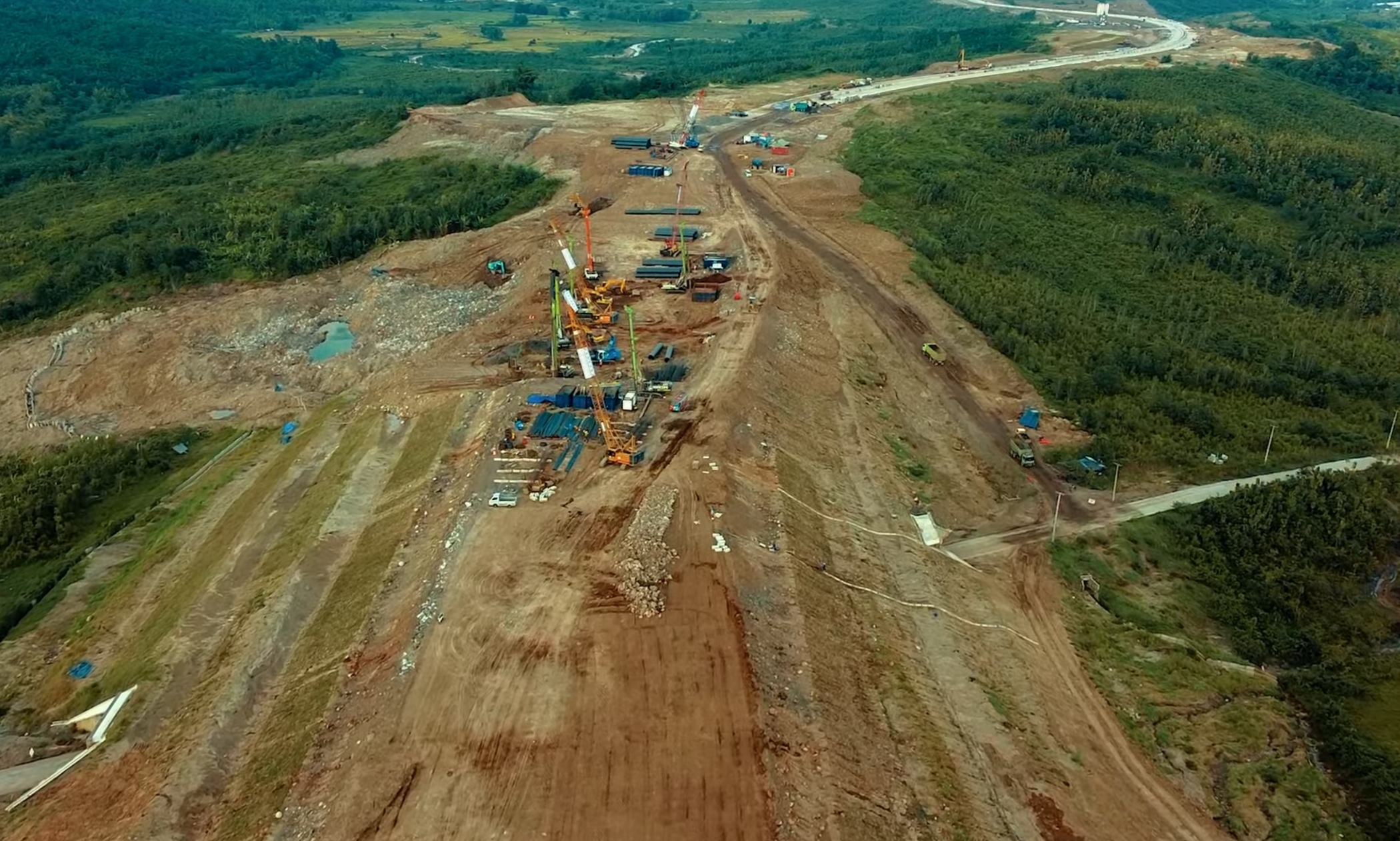 BANYAK BANGET! Bore Pile Dikerahkan ke Lokasi Longsor TOL CISUMDAWU Banas Banten, Lihat