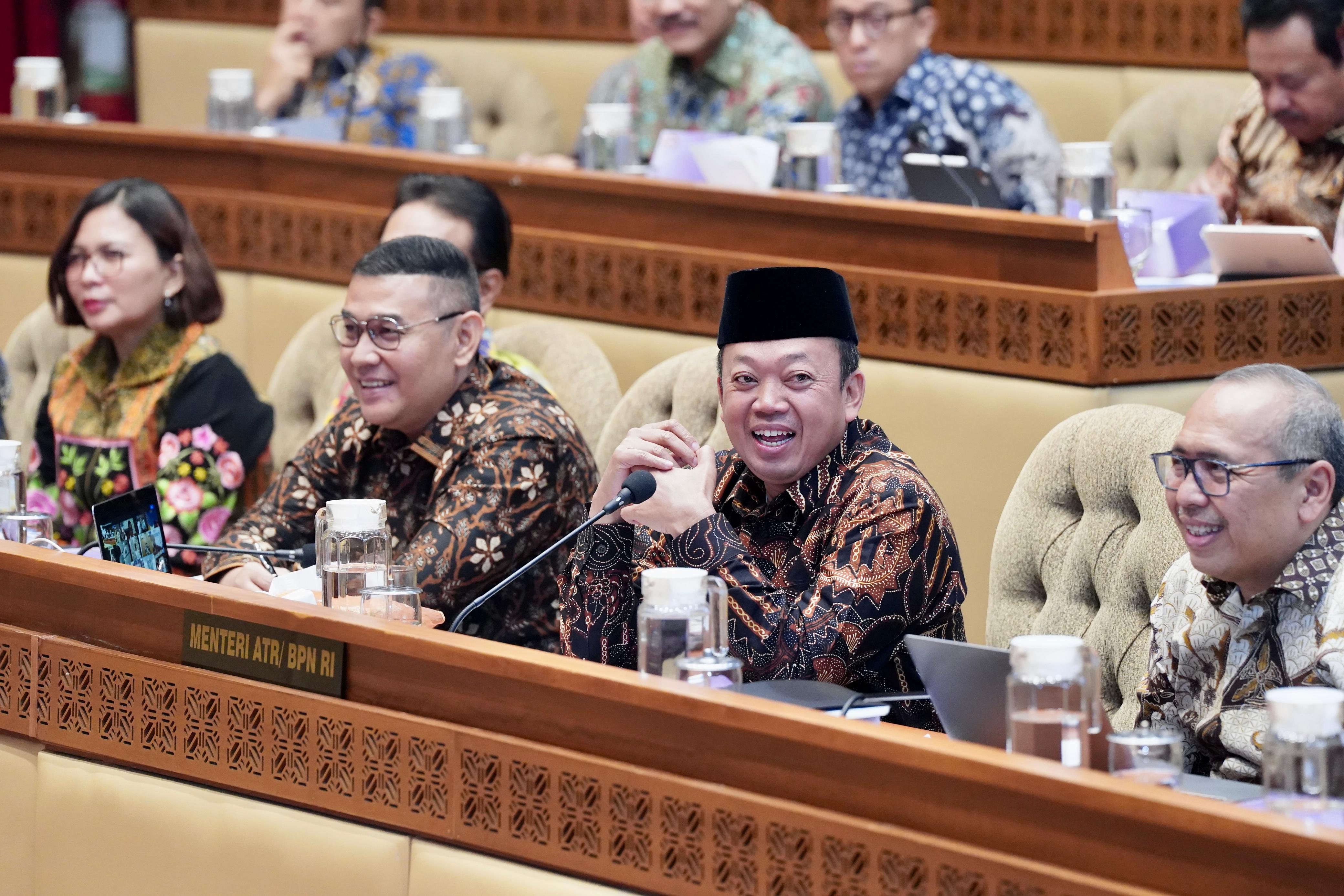 537 Perusahaan Kelapa Sawit Beroperasi Tanpa HGU, Menteri Nusron Sampaikan akan Ada Sanksi