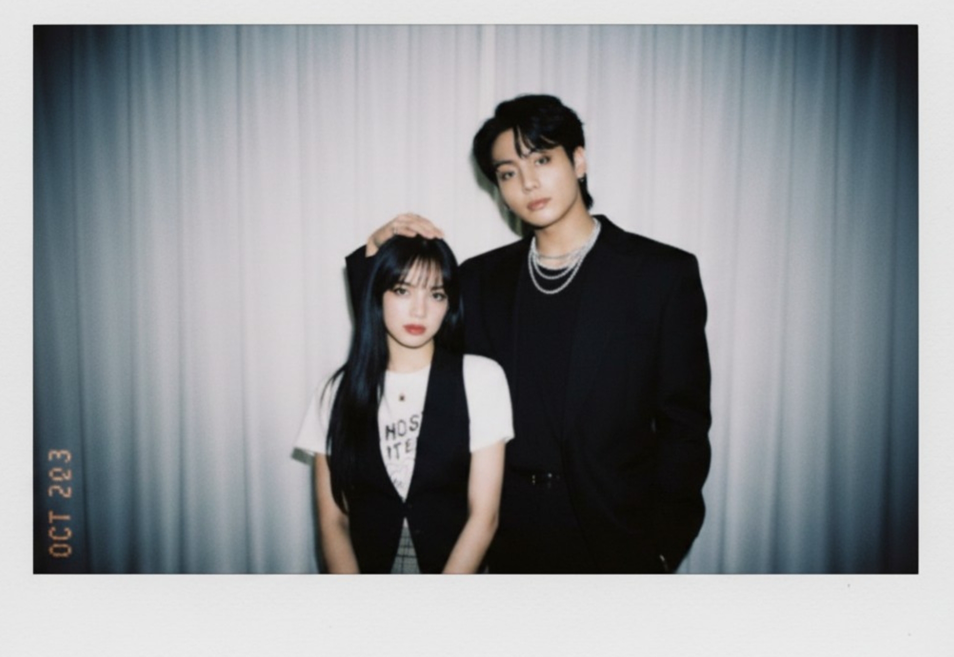 4 Prompt Gemini AI Foto Polaroid Bareng Pasangan, Siap Obati Rindu saat LDR