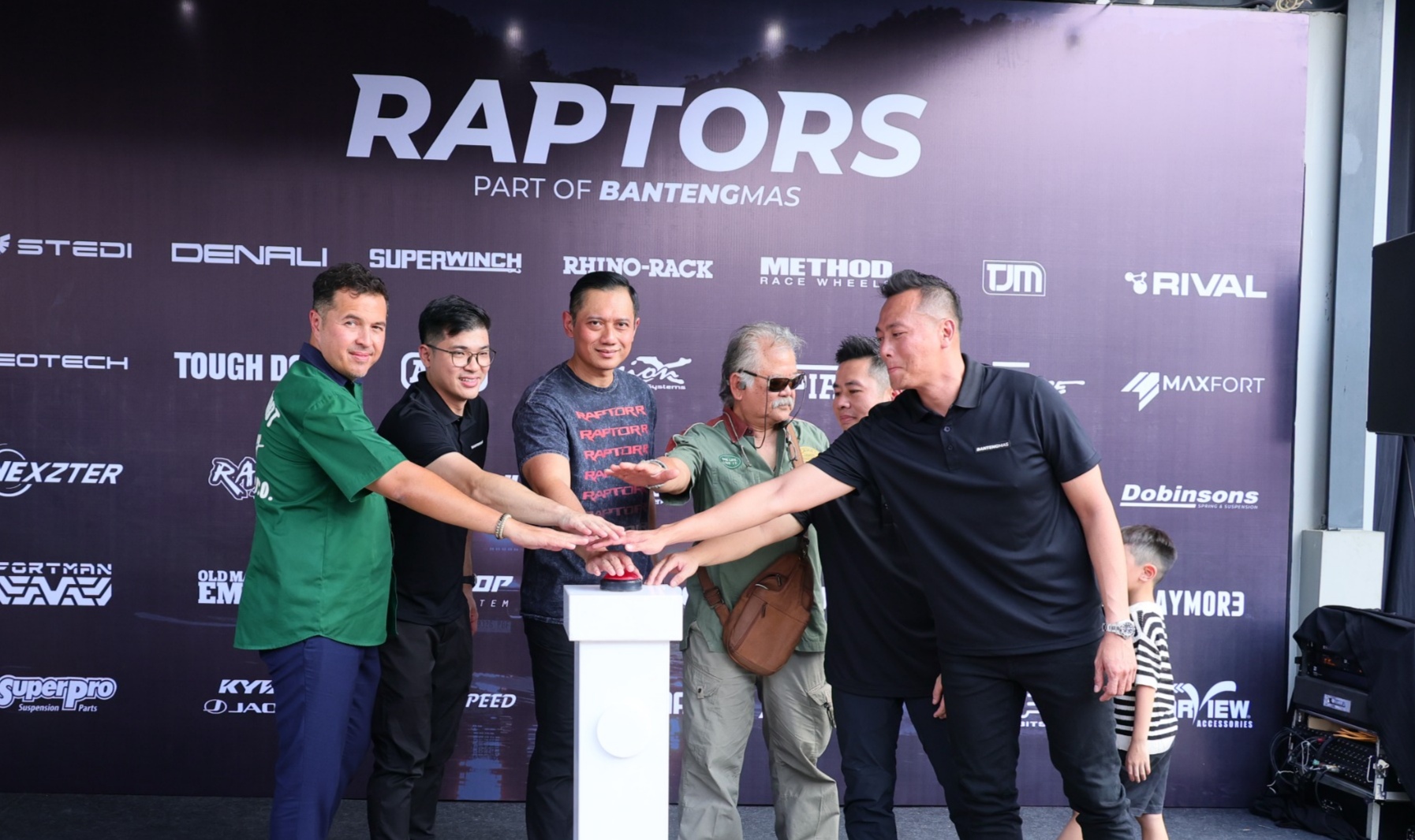 Dukung Perkembangan Overlanding di Indonesia Menteri AHY Resmikan Raptors Motorsport