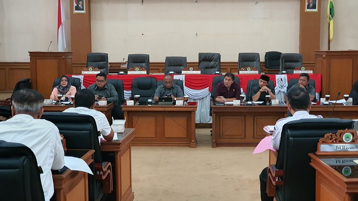 Komisi II DPRD Panggil 13 Distributor Terkait Soal Stok Pupuk Subsidi