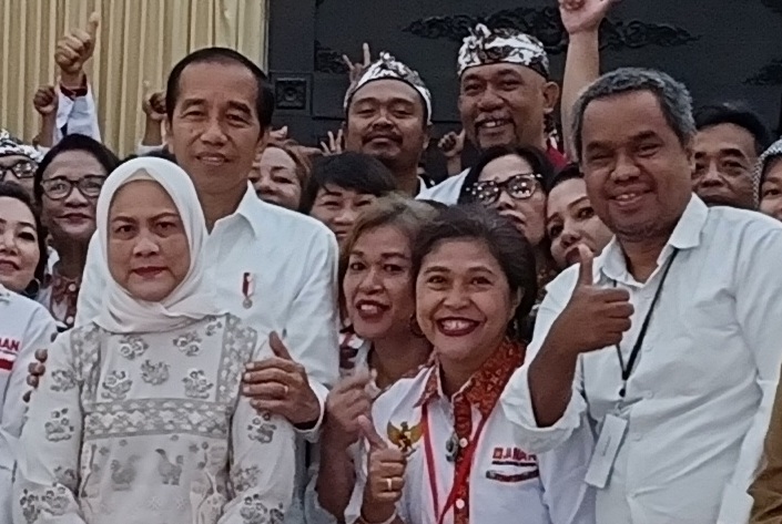 Peringatan HUT ke-25 PAN Jokowi Absen,  PAN Kabupaten Cirebon Heru Subagia Sambut Presiden di Kota Wali
