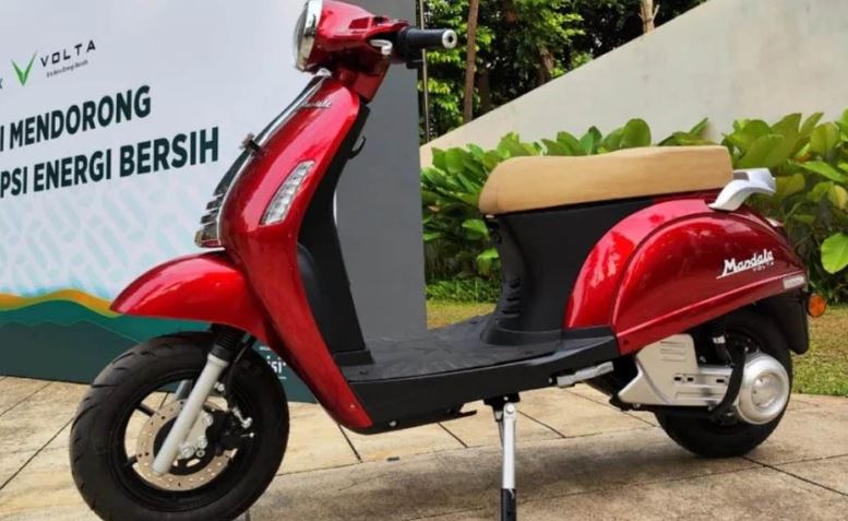 Dapat Motor Mirip Vespa Mulai 200 Ribuan, Berikut Simulasi Kredit Motor Listrik Volta Mandala dengan Tenornya