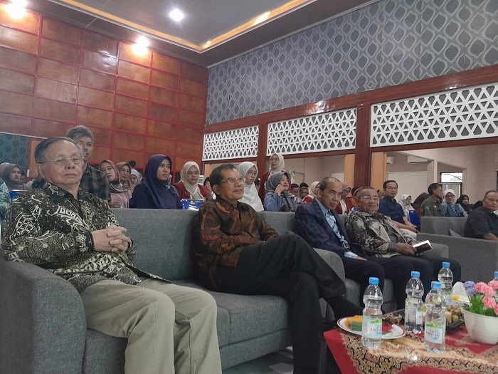 Peran Strategis Guru BK dalam Kesehatan Mental Peserta Didik, YPIB Majalengka Gelar Seminar Profesi BK