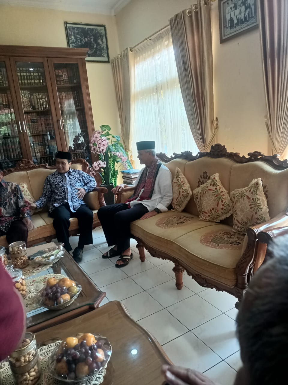 Di Hadapan Ulama Ciamis, Ganjar Perkenalkan Pecatan Ketua DPD PAN Kabupaten Cirebon