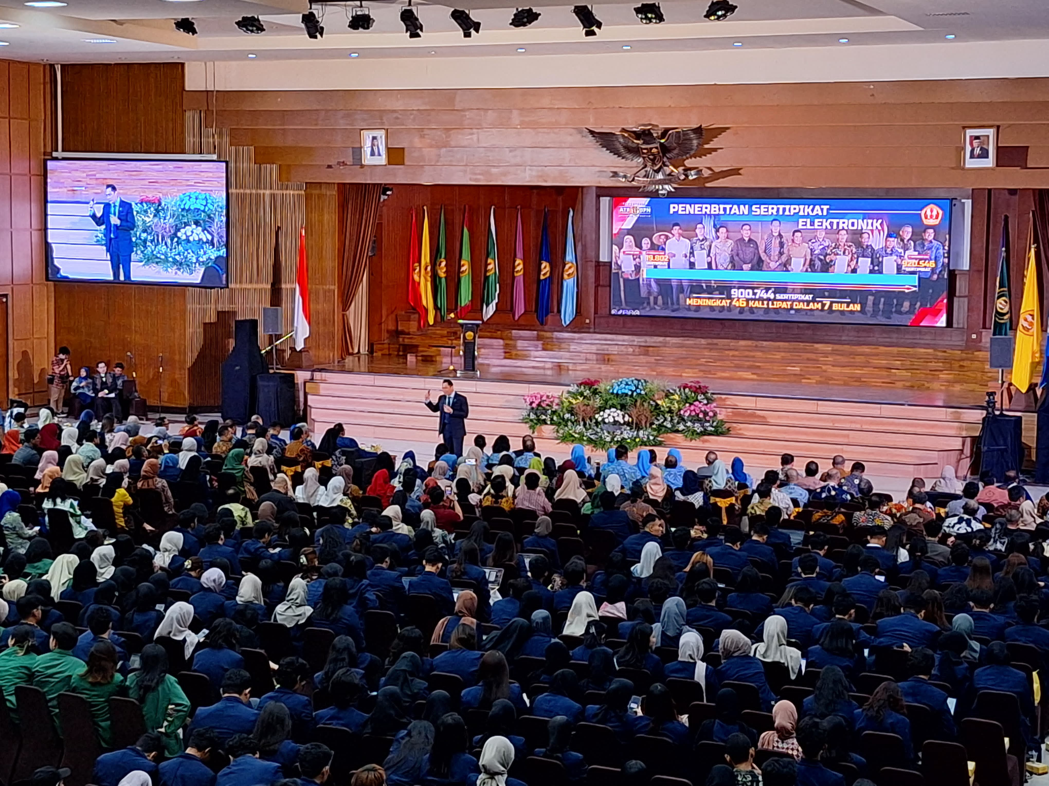 Beri Kuliah Umum di UNPAD, Menteri AHY Terangkan Keunggulan Sertipikat Tanah Elektronik