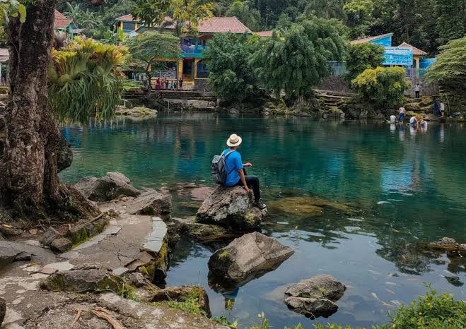 Yuk Main Ke Kolam Ikan yang Cantik Di Majalengka