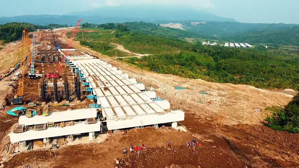 LUAR BIASA! Proyek Sangkuriang Jembatan Gunung Puyuh Tol Cisumdawu Hampir Jadi