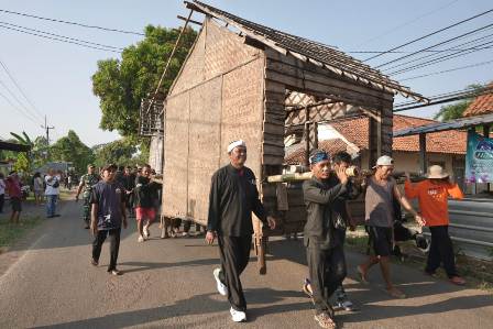   Festival Gotong Rumah Wakare: Warga Kampung Wates Kenang Sejarah Pengungsian di Masa Penjajahan Jepang