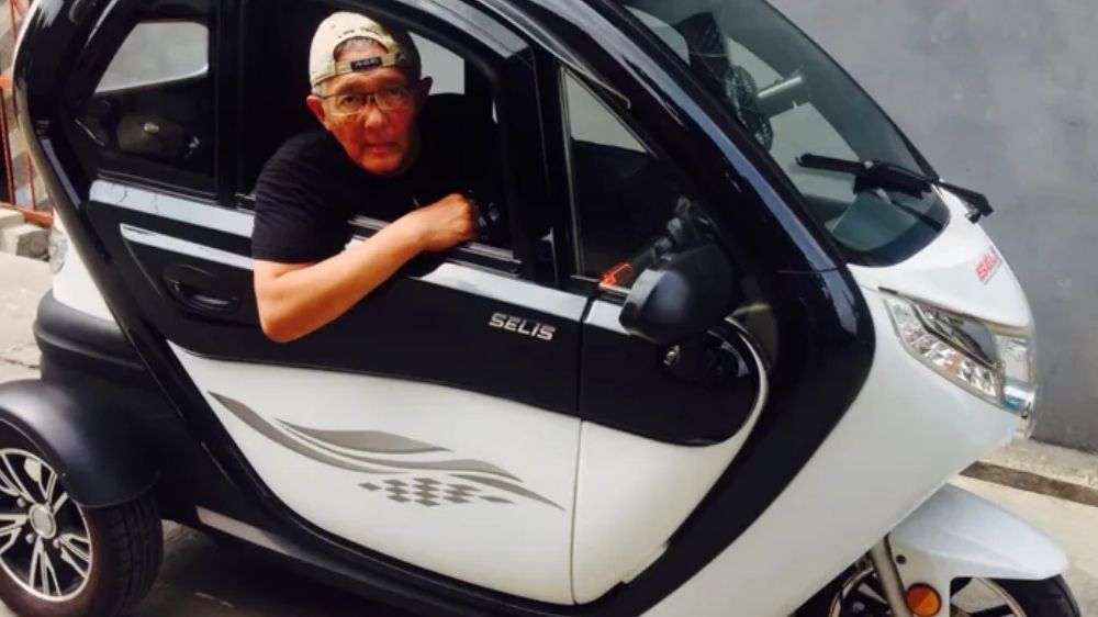 Mulai 350 Ribuan per Bulan, Intip Harga Kredit Motor Listrik Selis Roda Tiga yang Sudah Anti Hujan di 2025 