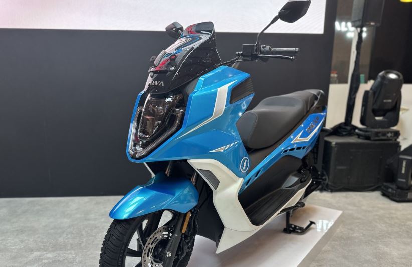 4 Motor Listrik Mirip PCX dan Yamaha NMAX Ini, Kuat diajak Touring dan Baterainya Tahan Lama
