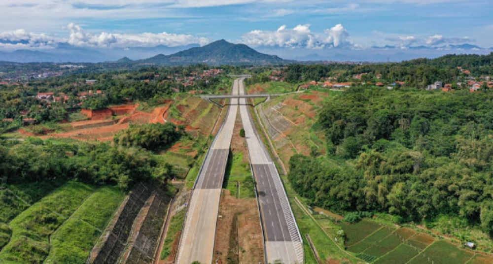 KEREN! Jalan Tol Terindah di Indonesia Bikin Bandung Majalengka Cirebon Terasa Dekat, Serasa Piknik