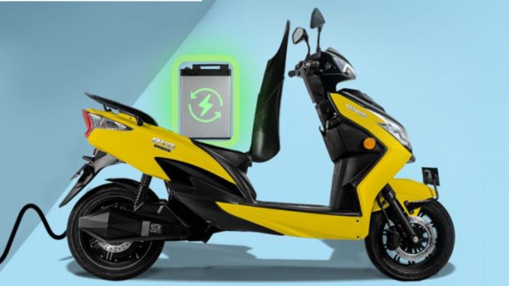 Polytron Evo Baterai Ganda 200 Km, Full LED, Panel Digital, Biaya Hanya Rp30 per Km untuk Komuter Urban