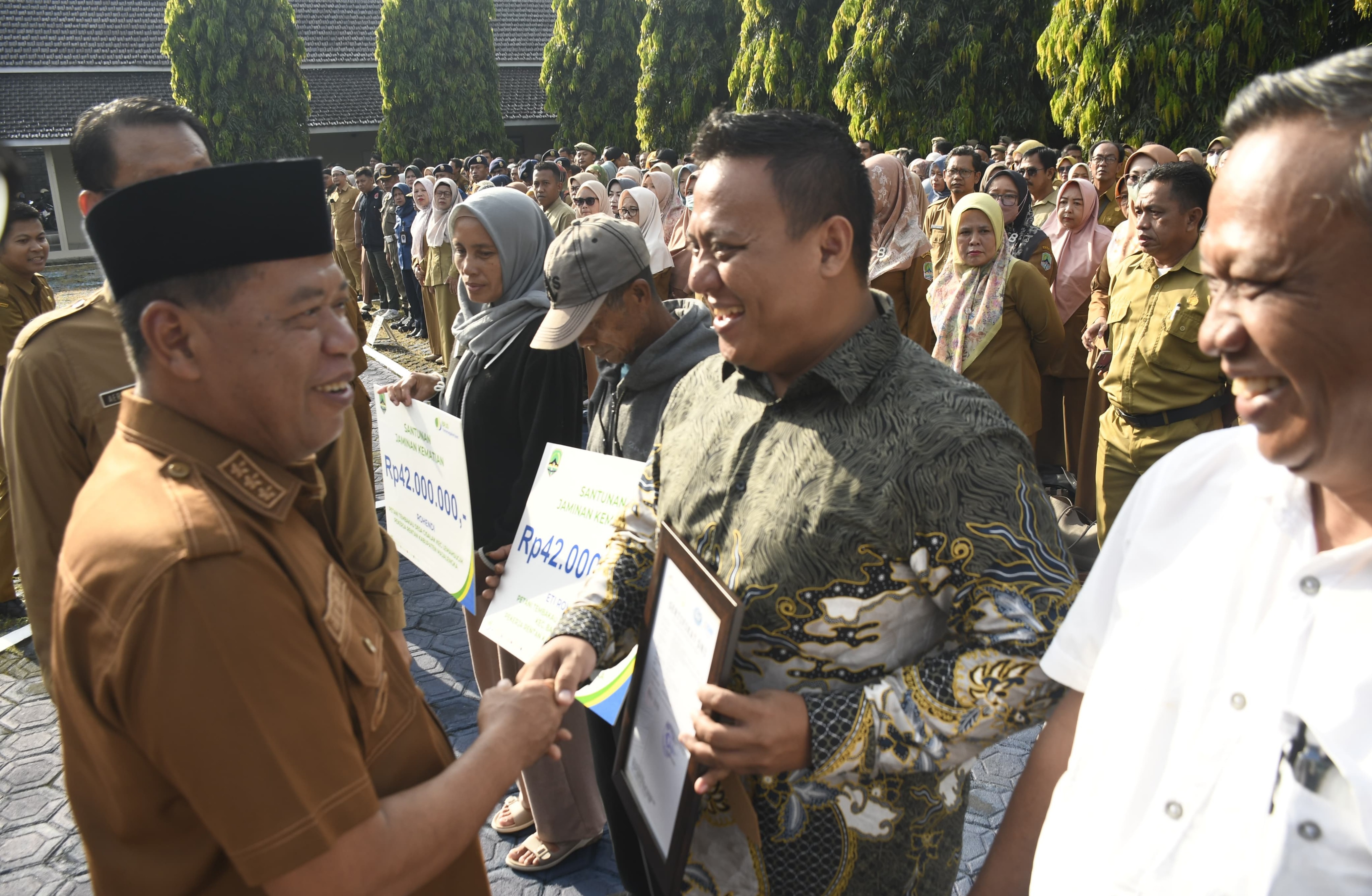 Industri Genteng Jatiwangi Naik Kelas, 8 Pabrik Kantongi Sertifikat SNI