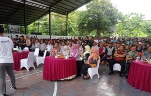 Hore! Sopir Angkot dapat Bansos Rp500 Ribu