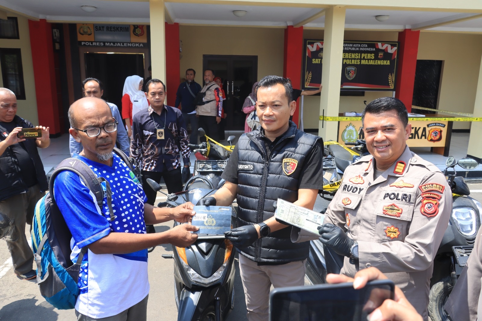 Polisi Kembalikan Motor Curian kepada Pemilik