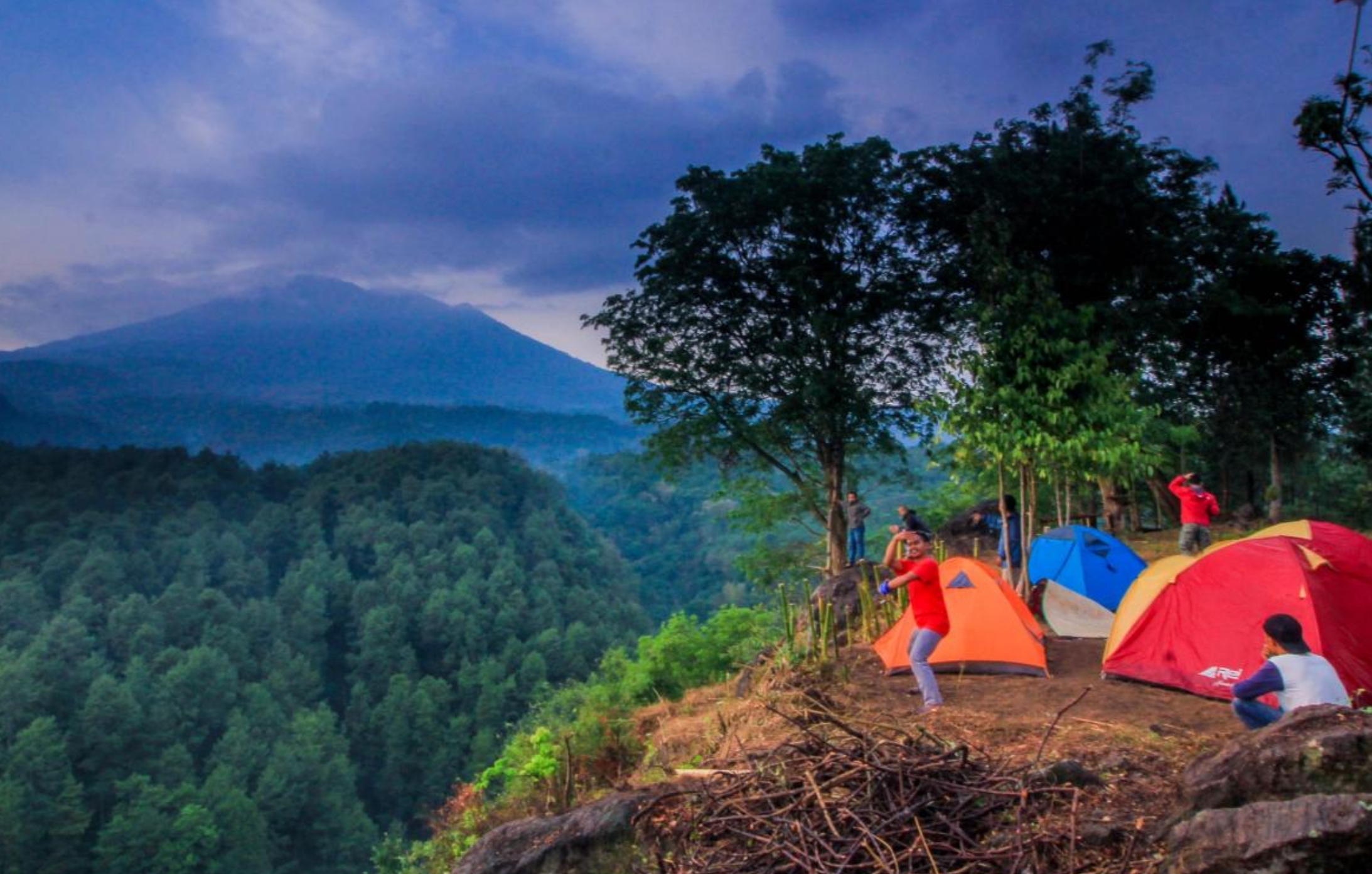 Satu Desa di Majalengka yang Punya 5 Tempat Camping, Masing-masing Punya Spot Epik