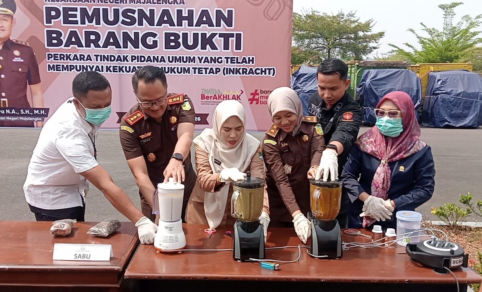 Kejari Majalengka Musnahkan Barang Bukti dari 28 Perkara Inkrah, Ada Sabu 32,19 Gram