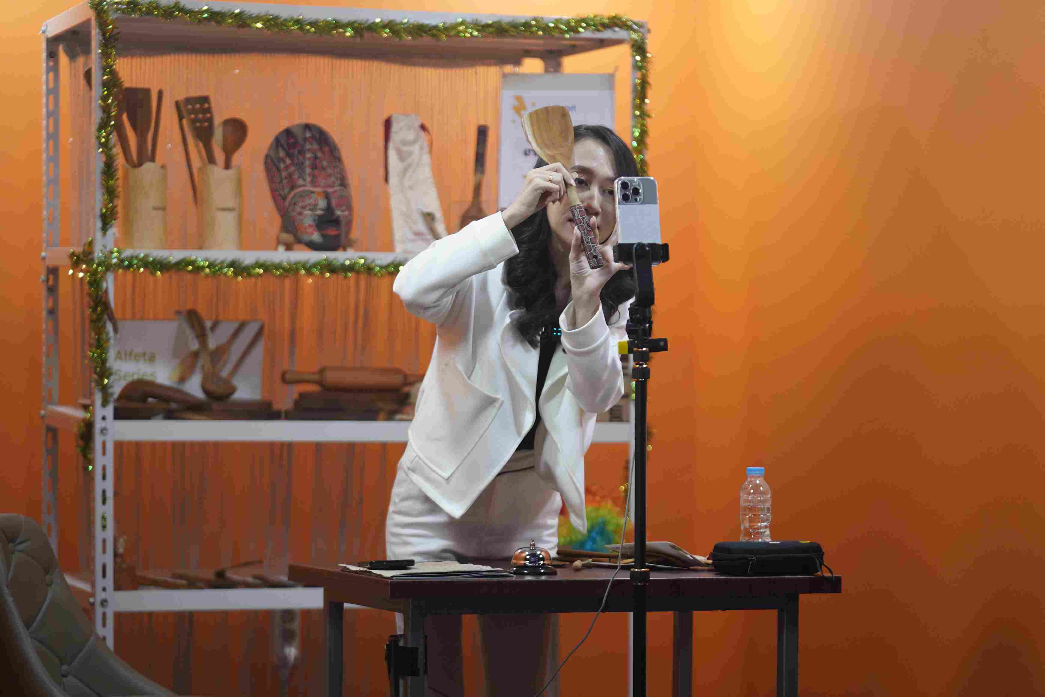 Kompetisi Shopee Jagoan UMKM Naik Kelas Tampilkan Perjalanan Para UMKM yang Penuh Kejutan di Episode Final