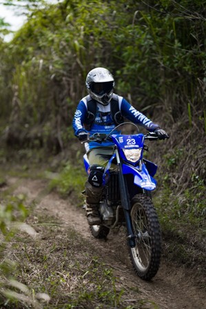 Semakin di Depan di Tahun ke-3 Penyelenggaraan, Shell bLU cRU Yamaha Enduro Challenge Sambangi Sintang Kalbar