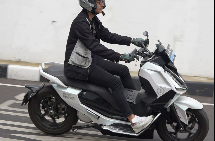 Termasuk Polytron FOX R, 5 Pilihan Motor Listrik Mirip PCX dengan ...